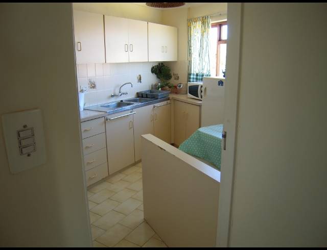 4 BEDROOM FREEHOLD FOR SALE IN PORT OWEN